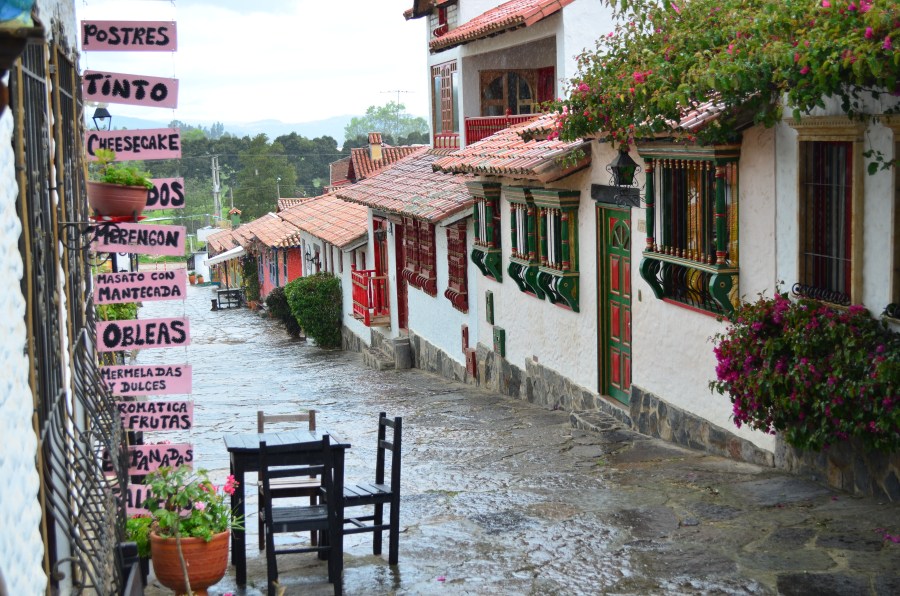 pueblito_boyacense_violetavaalviaje_violeta_vaal_tiendas